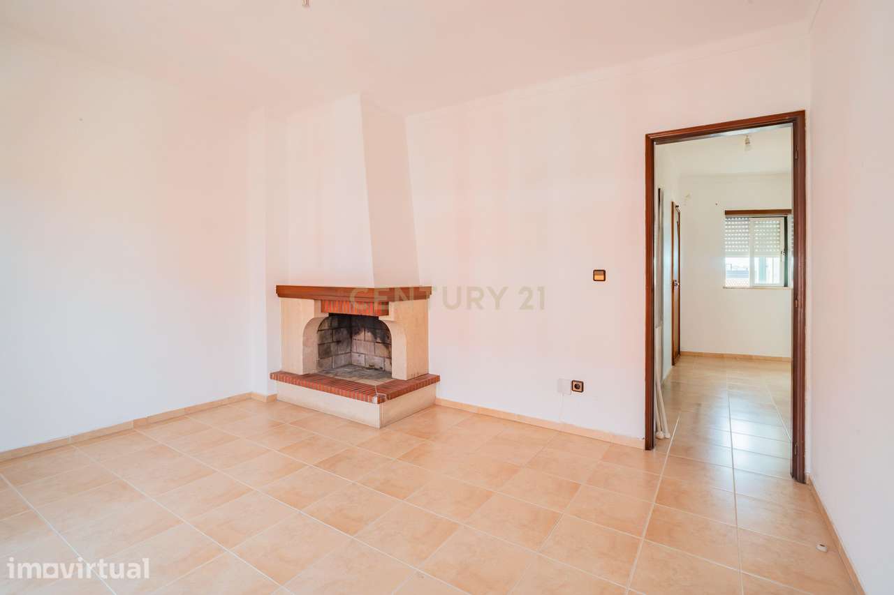 Apartamento T2 no Centro da Marinha Grande - Grande imagem: 2/8