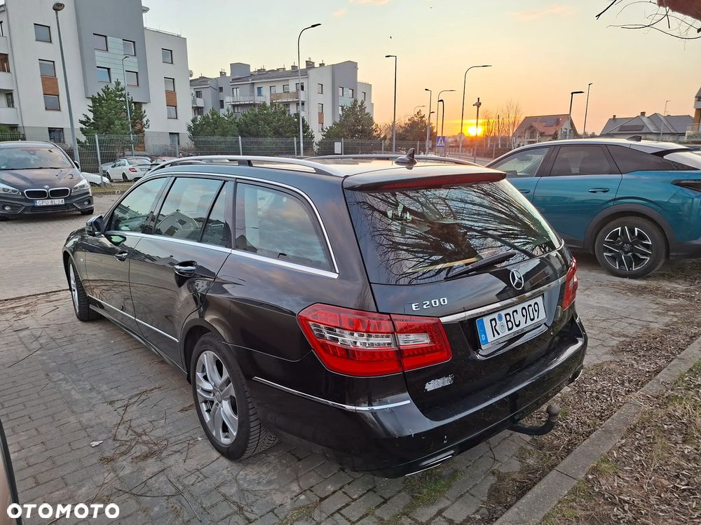 Mercedes-Benz Klasa E - 9