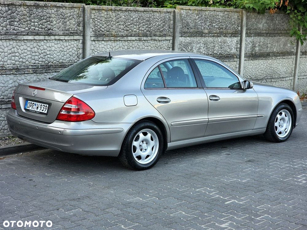 Mercedes-Benz Klasa E 200 Kompressor Automatik Elegance - 8
