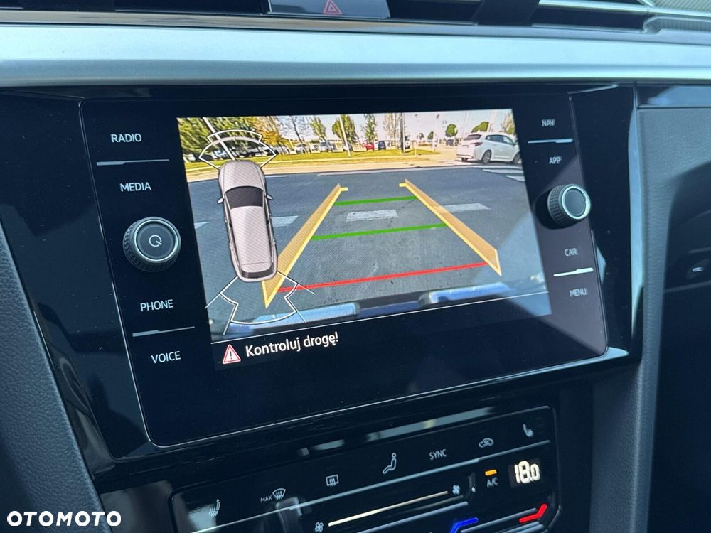 Volkswagen Arteon 2.0 TDI R-Line DSG - 27