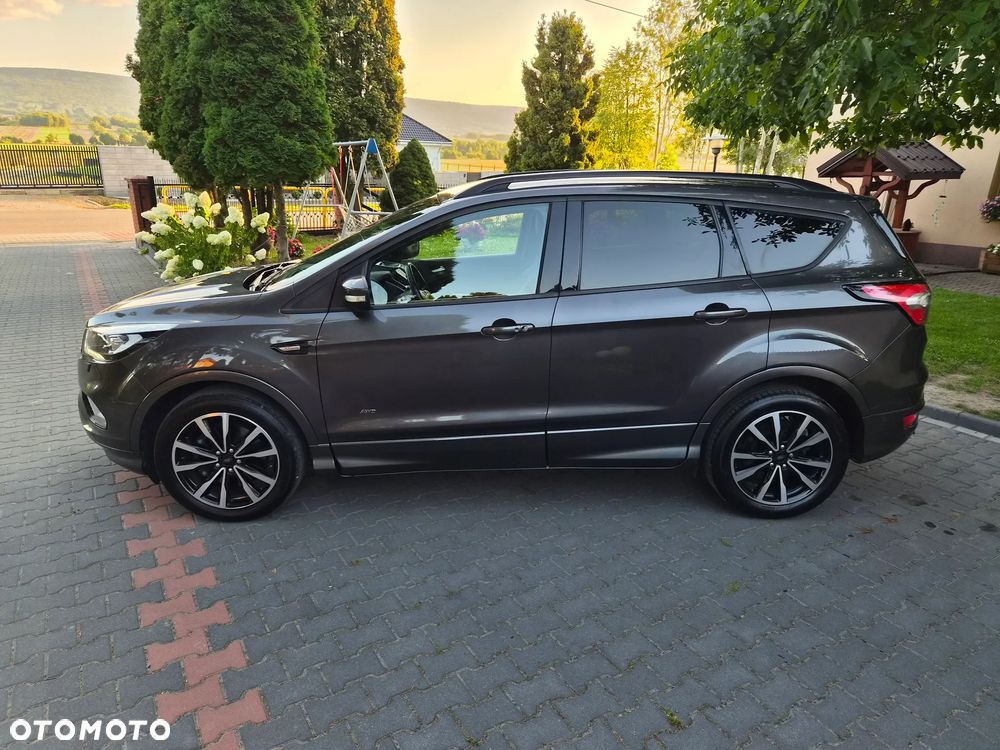 Ford Kuga 2.0 TDCi 4x4 ST-Line - 16