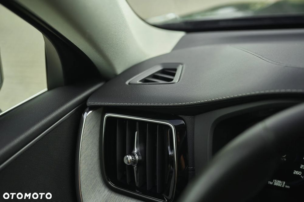 Volvo XC 60 D4 Inscription - 37