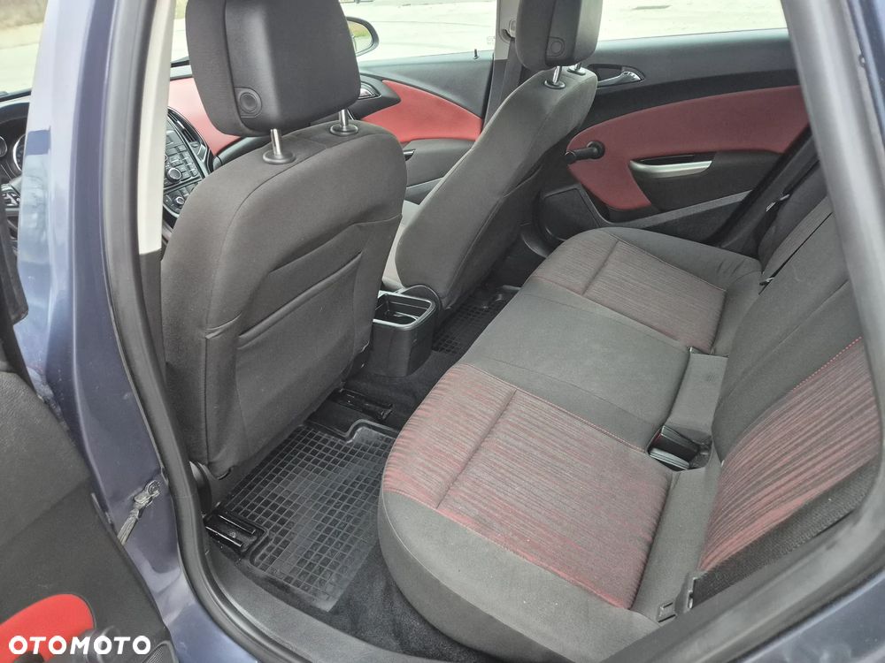 Opel Astra 1.6 Design Edition - 9