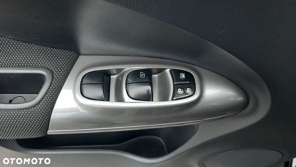 Nissan Juke 1.6 Visia - 8
