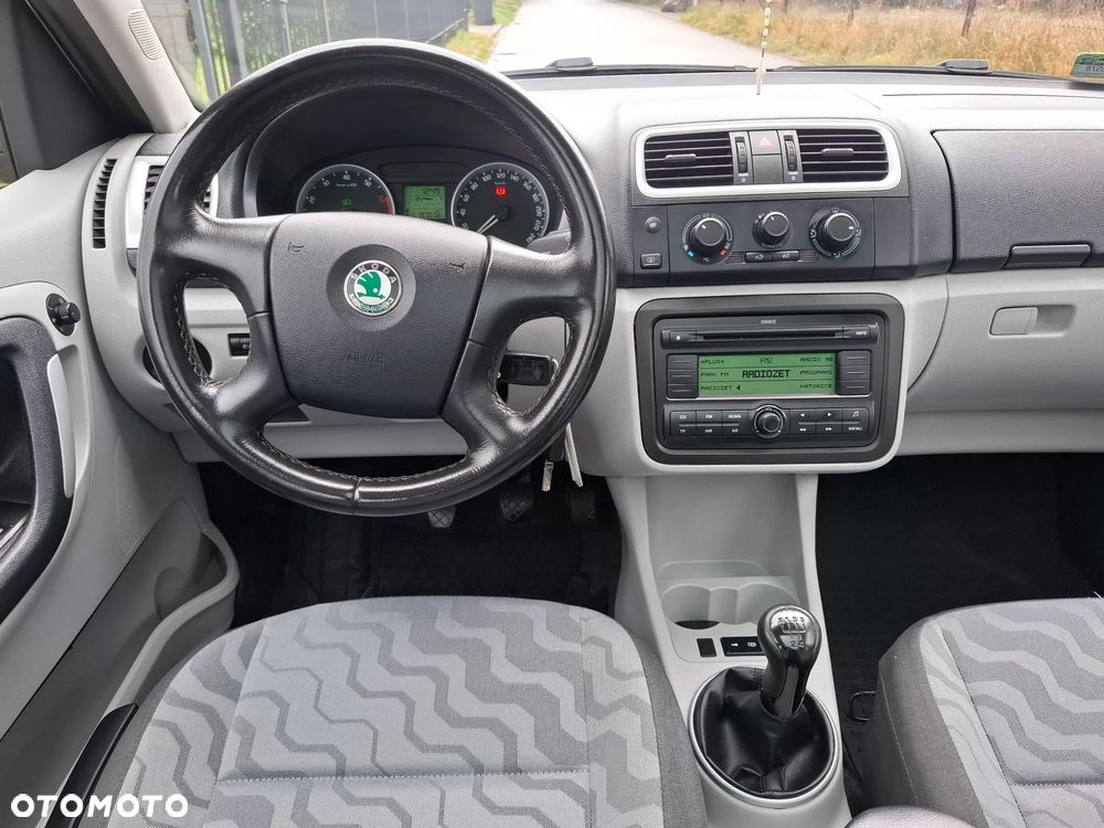 Skoda Roomster 1.4 16V Style - 27