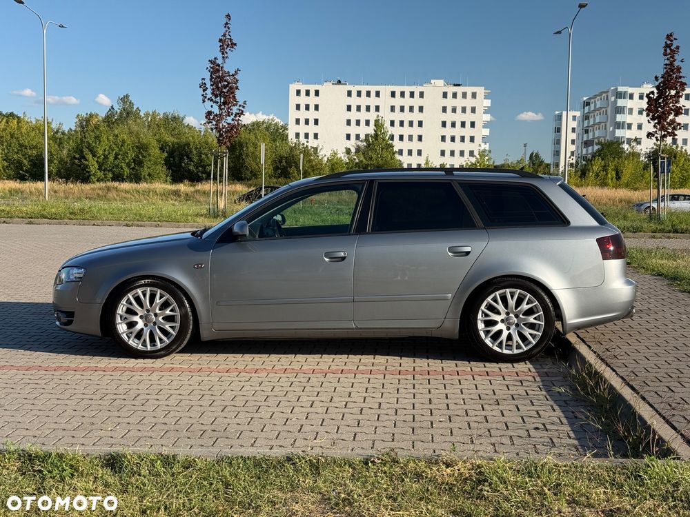 Audi A4 Avant - 11