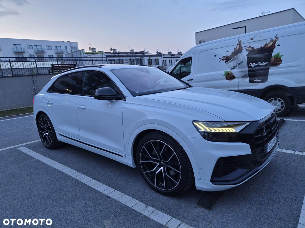 Audi Q8 - 11