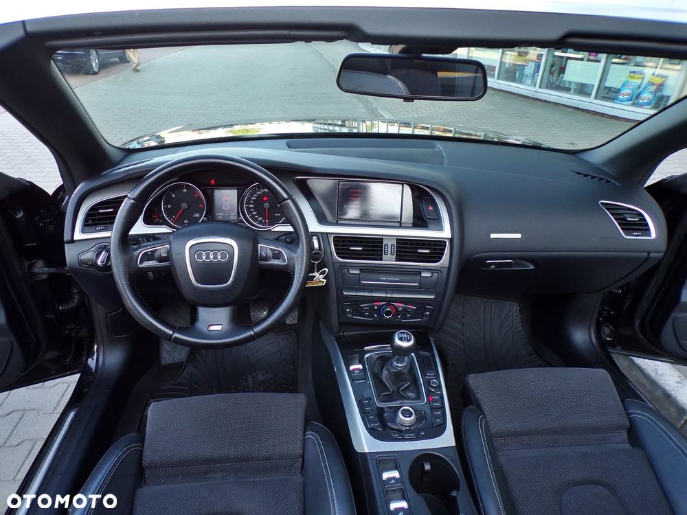 Audi A5 Cabrio - 23