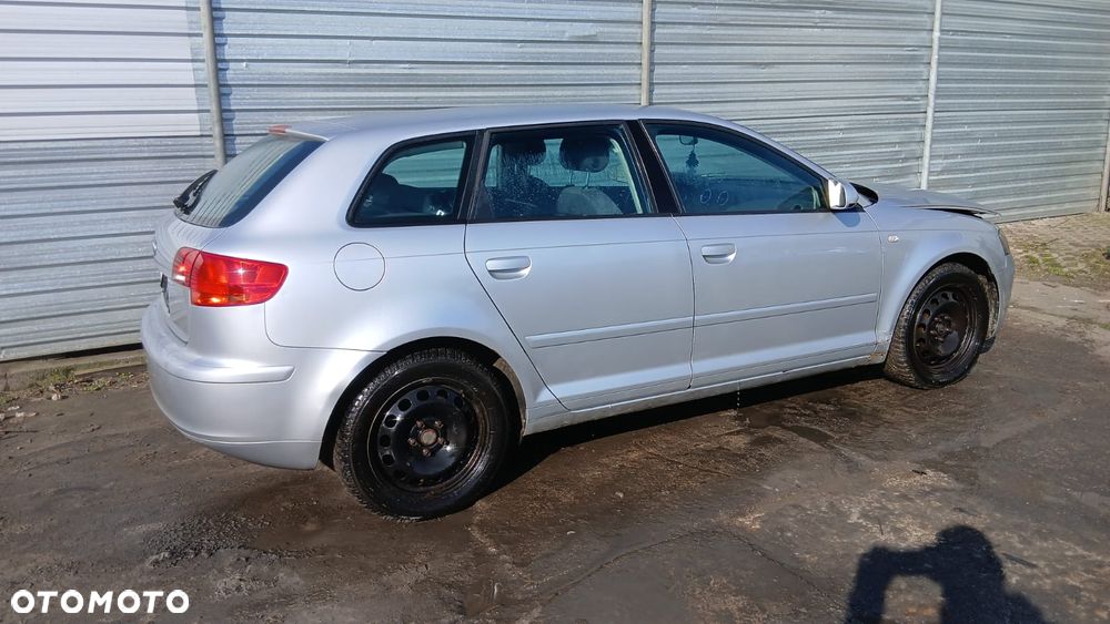 Tylko Części AUDI A3 8P 2.0 TDI BKD 140KM 104kW 5D SPORTBACK 04r–08r Lakier LY7W - 6