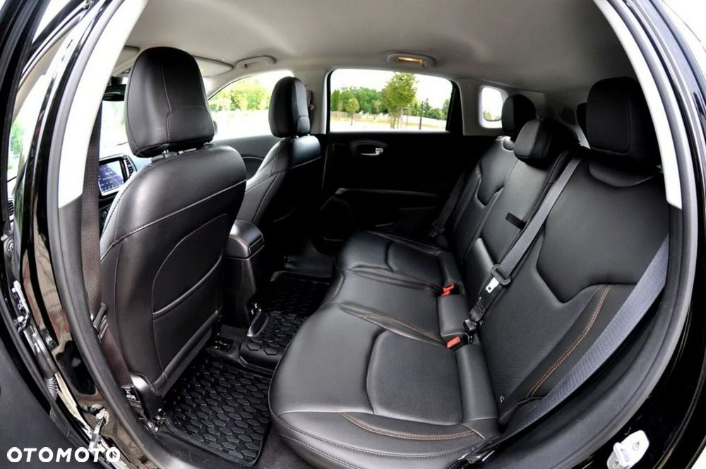 Jeep Compass 1.4 TMair Limited FWD S&S - 23