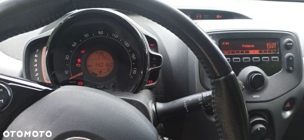 Toyota Aygo x-play - 8