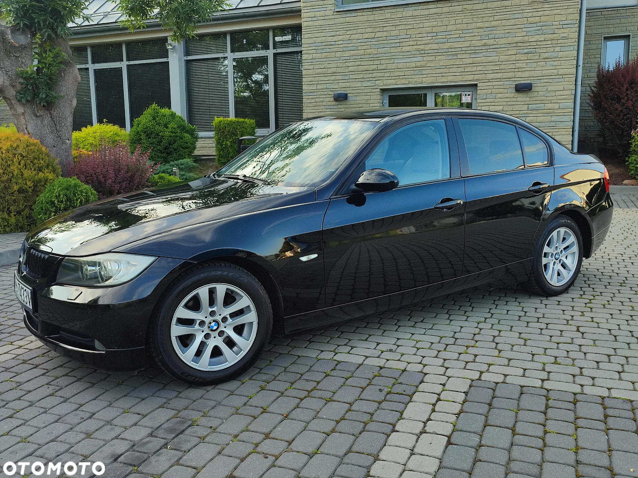 BMW Seria 3 318i - 12