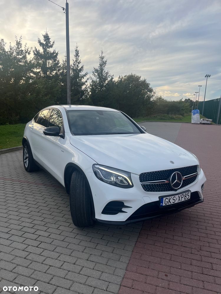 Mercedes-Benz GLC - 13