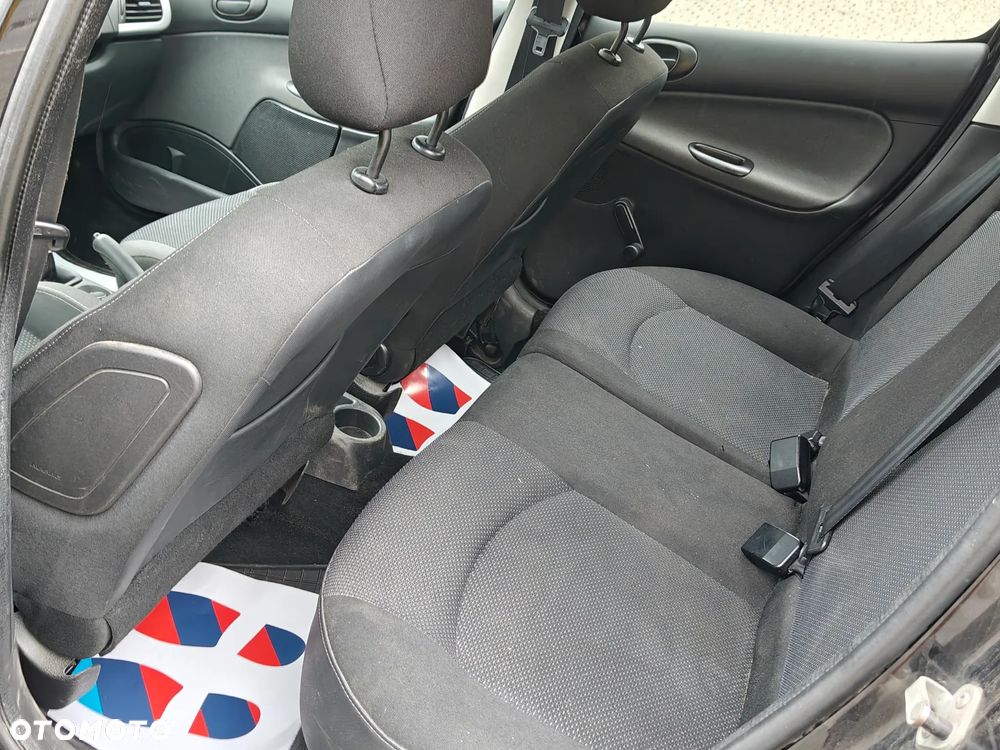 Peugeot 206 plus 1.1 Presence Euro5 - 8