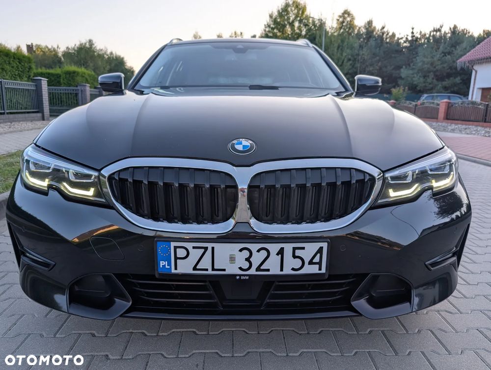 BMW Seria 3 320d MHEV Sport Line - 37