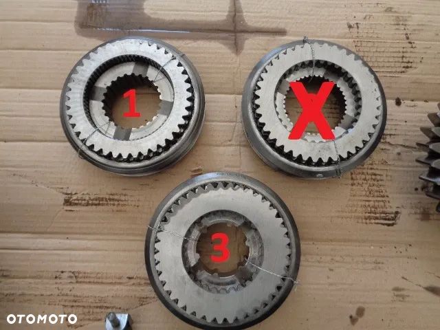Synchronizator 1-2 skrzyni Dynashift Massey Ferguson 6170 - 1