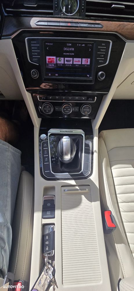 Volkswagen Passat Alltrack - 9