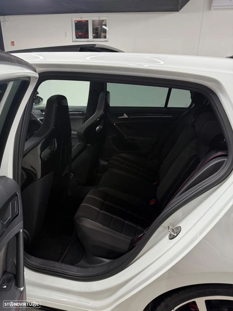 VW Golf GTI Clubsport DSG - 16