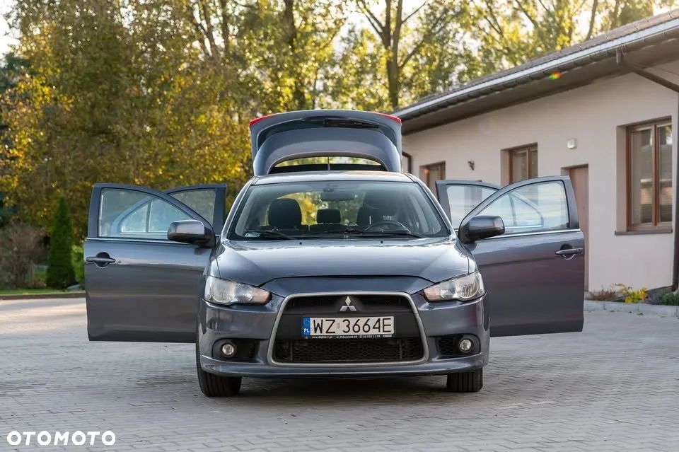 Mitsubishi Lancer 1.8 Intense - 2