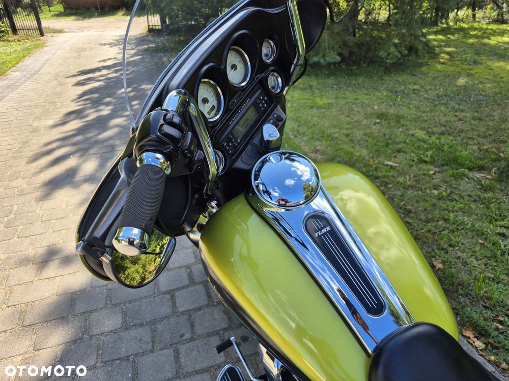 Harley-Davidson Touring Street Glide - 8