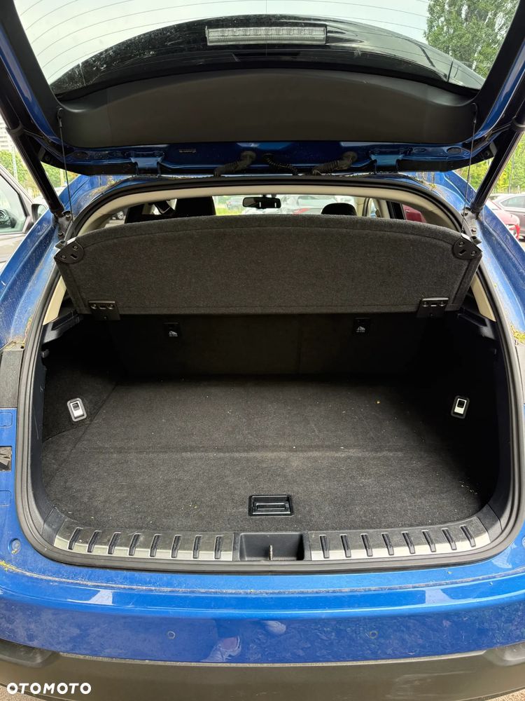 Lexus NX 300h Comfort AWD - 11