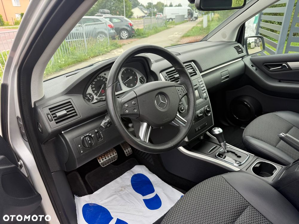 Mercedes-Benz Klasa B 170 Autotronic Special Edition - 12