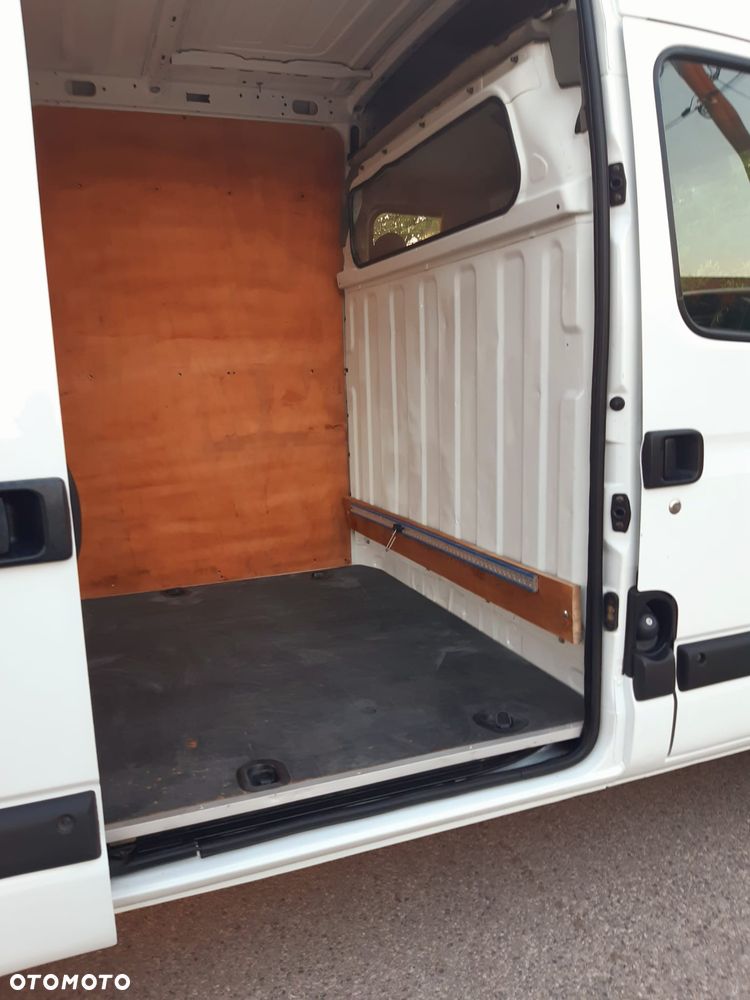 Renault Master - 20