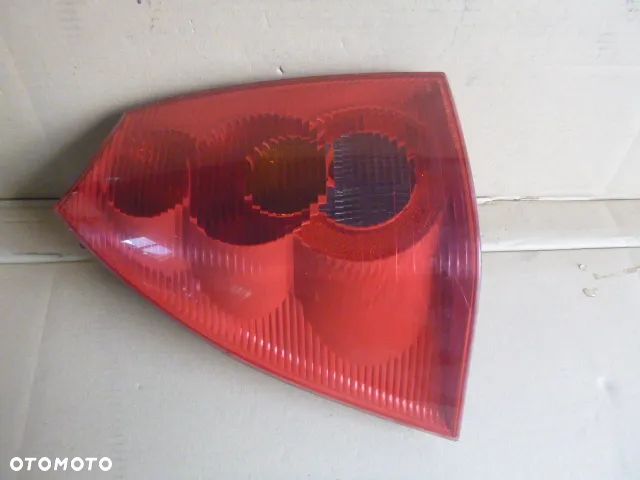LAMPA LEWY TYŁ LEWA TYLNA PEUGEOT 307 KOMBI 01-05 - 9