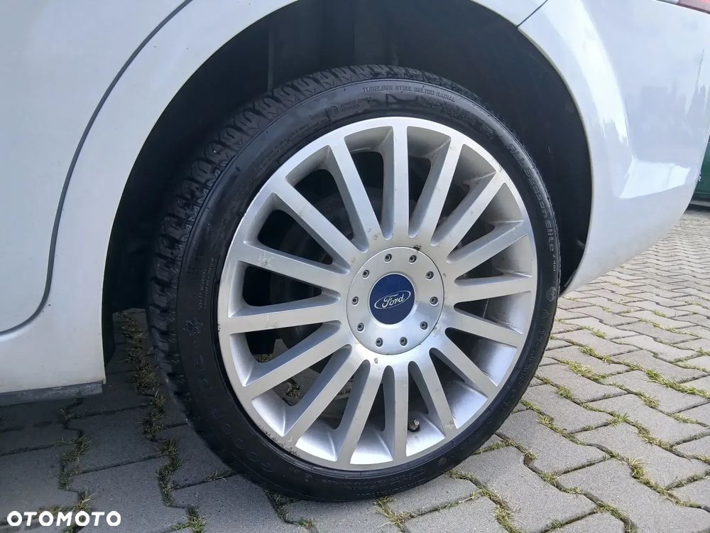 Ford Focus - 17