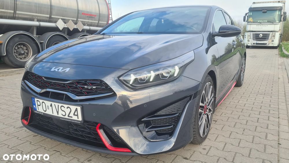 Kia ProCeed - 10