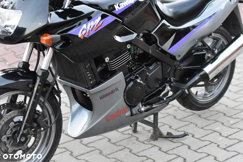 Kawasaki GPZ - 25