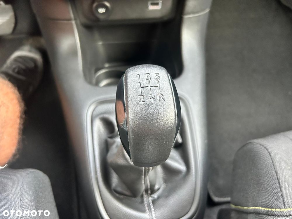 Citroën C3 1.2 PureTech Shine - 34