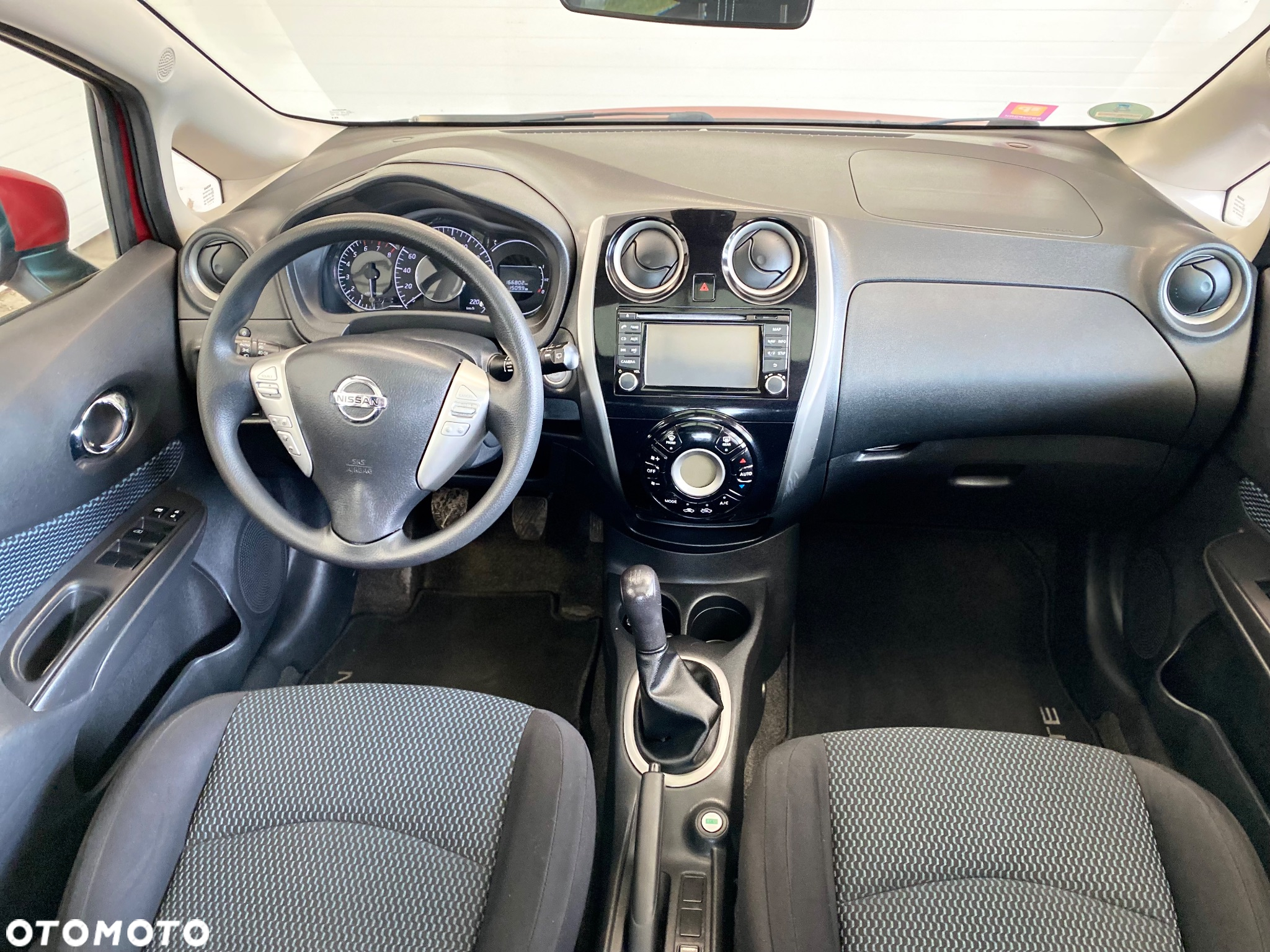 Nissan Note 1.2 Tekna EU6 - 11