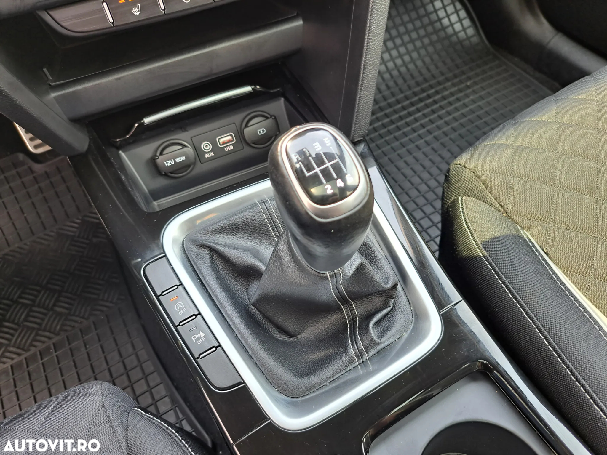 Kia Ceed 1.4 T-GDI GT Line - 11