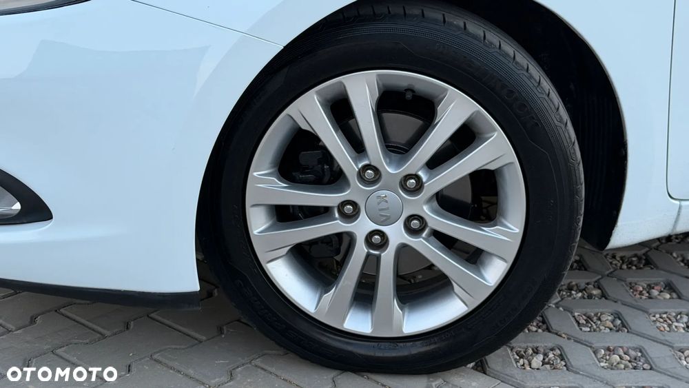 Kia Ceed - 19