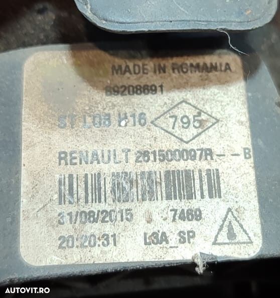 PROIECTOR CEATA DREAPTA DACIA DUSTER 1.5 DIESEL 2015 COD OEM 261500097R / SUV 5 USI / 2013-2017 - 8