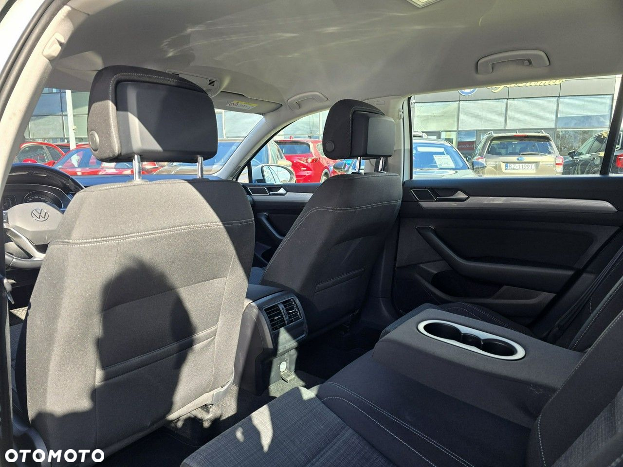 Volkswagen Passat - 19