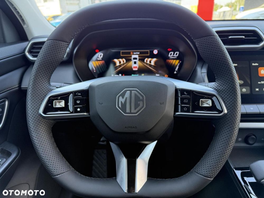 MG ZS - 10