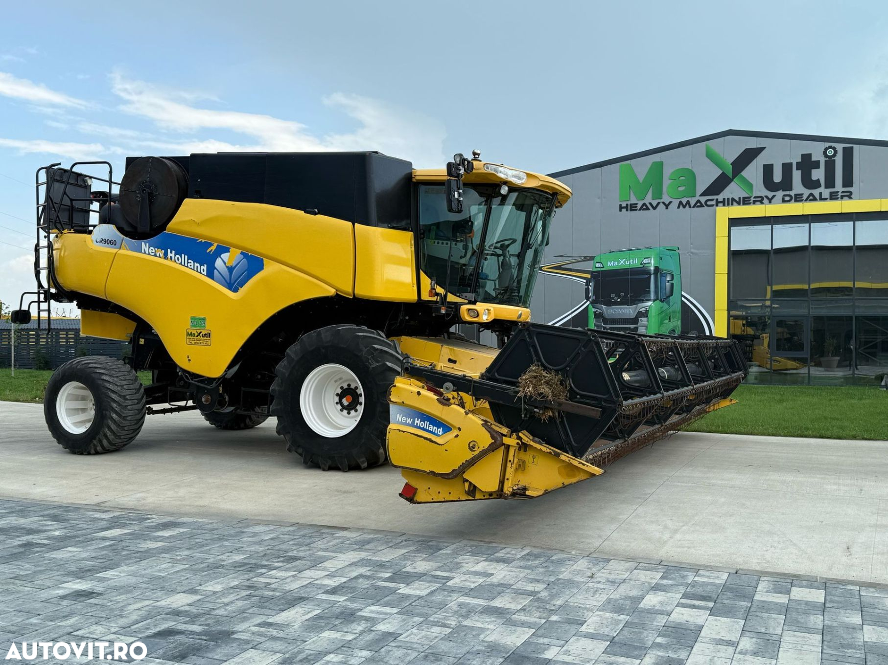 New Holland CR9060 Combina Agricola - 2