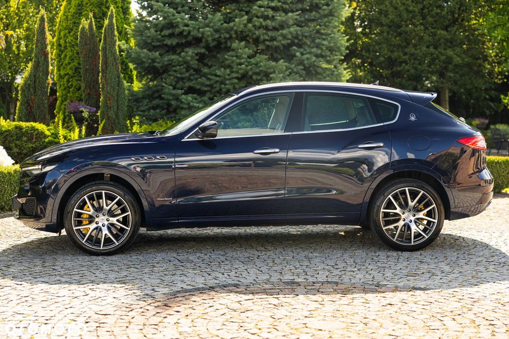 Maserati Levante S - 3
