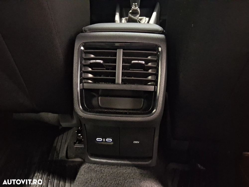 Skoda Octavia 2.0 TDI Ambition - 37