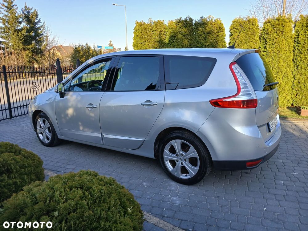 Renault Scenic - 10
