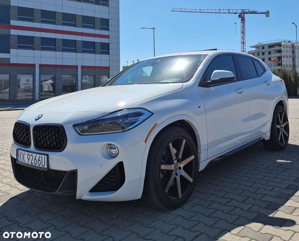 BMW X2 xDrive20i Advantage Plus - 1