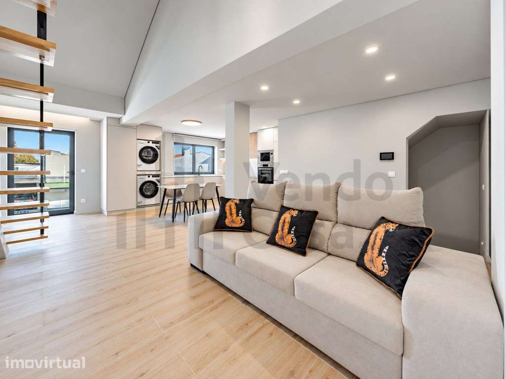 Vende-se Andar Moradia Tipo T3 Duplex - Barcelos - Grande imagem: 5/31