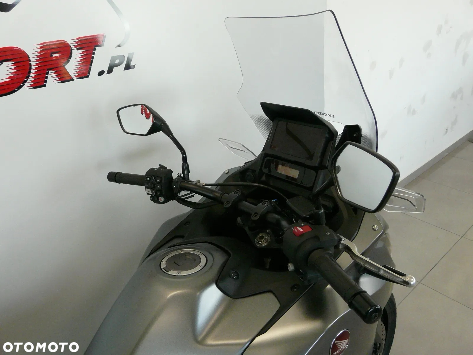 Honda NT - 10