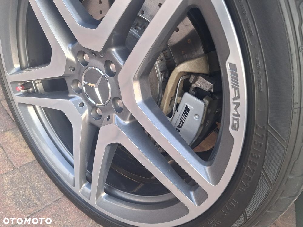 Mercedes-Benz Klasa S 63 AMG - 21