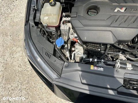 Hyundai Veloster 1.6 Turbo Matt Finish - 37