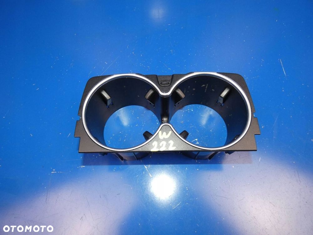 MERCEDES S KLASA W222 UCHWYT NA KUBEK PODSTAWA NA KUBKI - 1