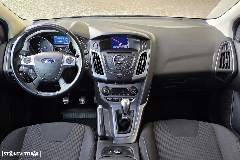 Ford Focus SW 1.0 EcoBoost S&S ST-Line - 6