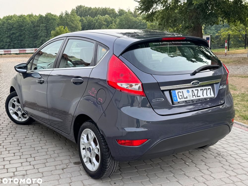 Ford Fiesta - 8